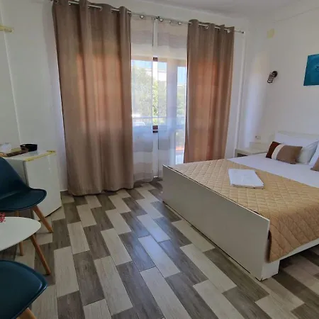 Sweet Desire ベッド・アンド・ブレックファスト